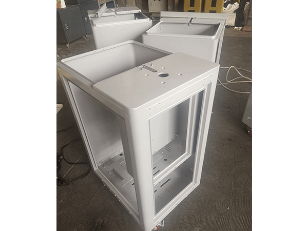 機柜、機箱